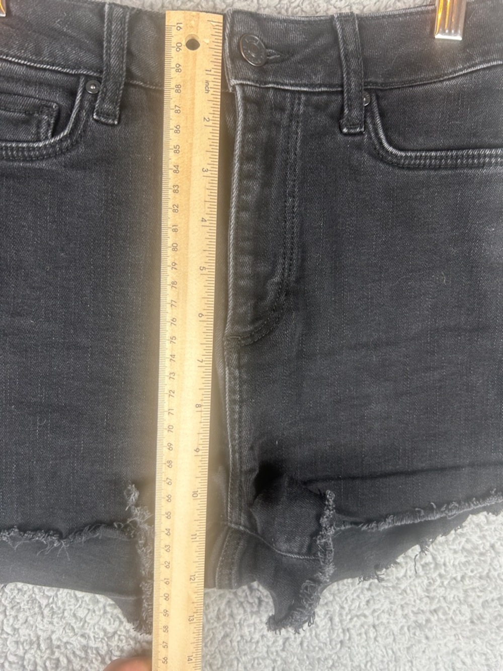 Paige Margot Short Raw Hem Black Denim Short Size 26 - Picture 9 of 15